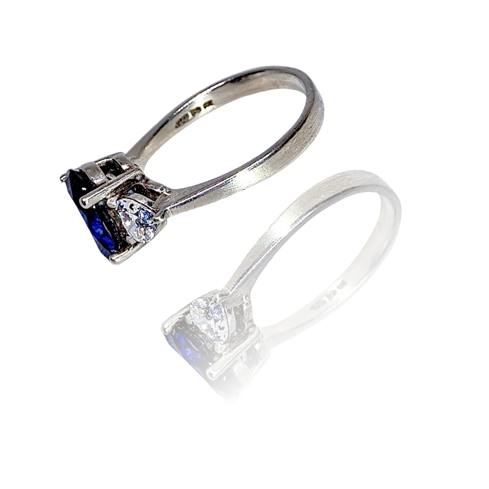DQ CZ 925 Silver Ring with Blue Sapphire CZ Center Stone & Round Shinny Clear CZ